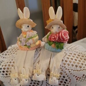 Vintage Victorian Sitting Bunny Figures